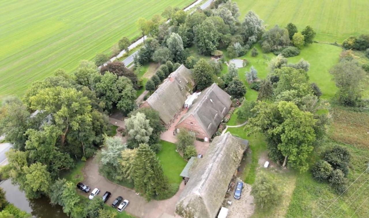 Hotel Gut Schoneworth Freiburg  Bagian luar foto