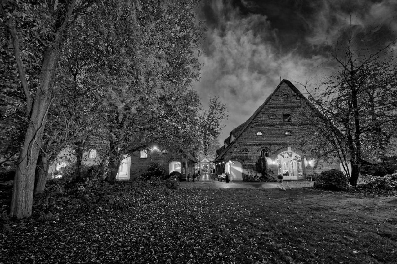 Hotel Gut Schoneworth Freiburg  Bagian luar foto